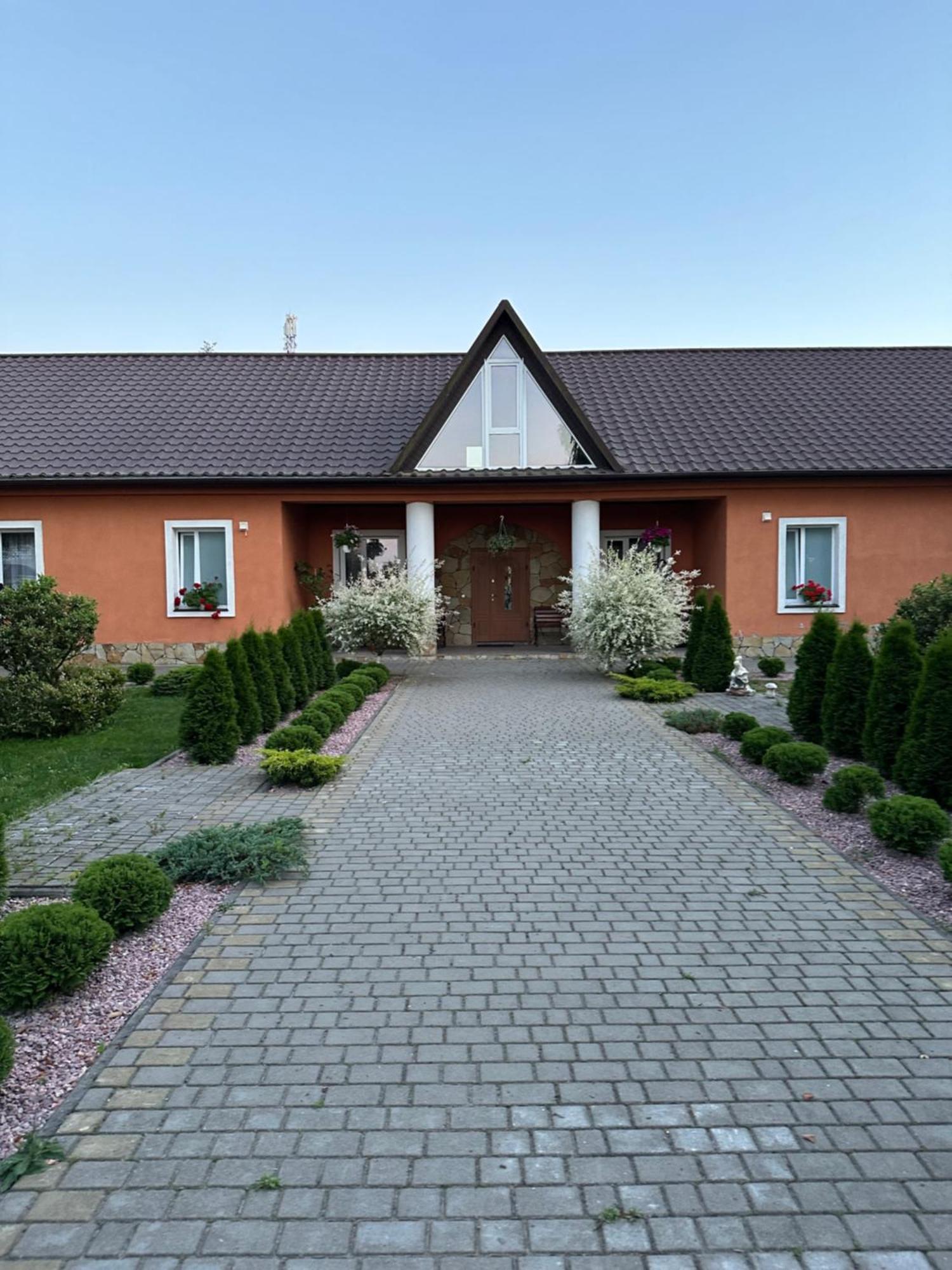 Лукі Villa Svitiaz Eksteriør billede